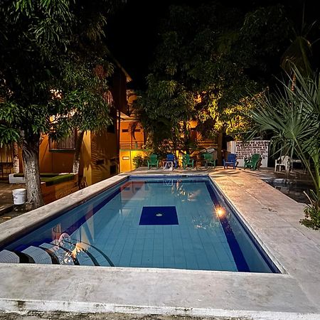 Hotel Posada Playa Manzanillo ปูแอร์โตเอสกอนดิโด ภายนอก รูปภาพ