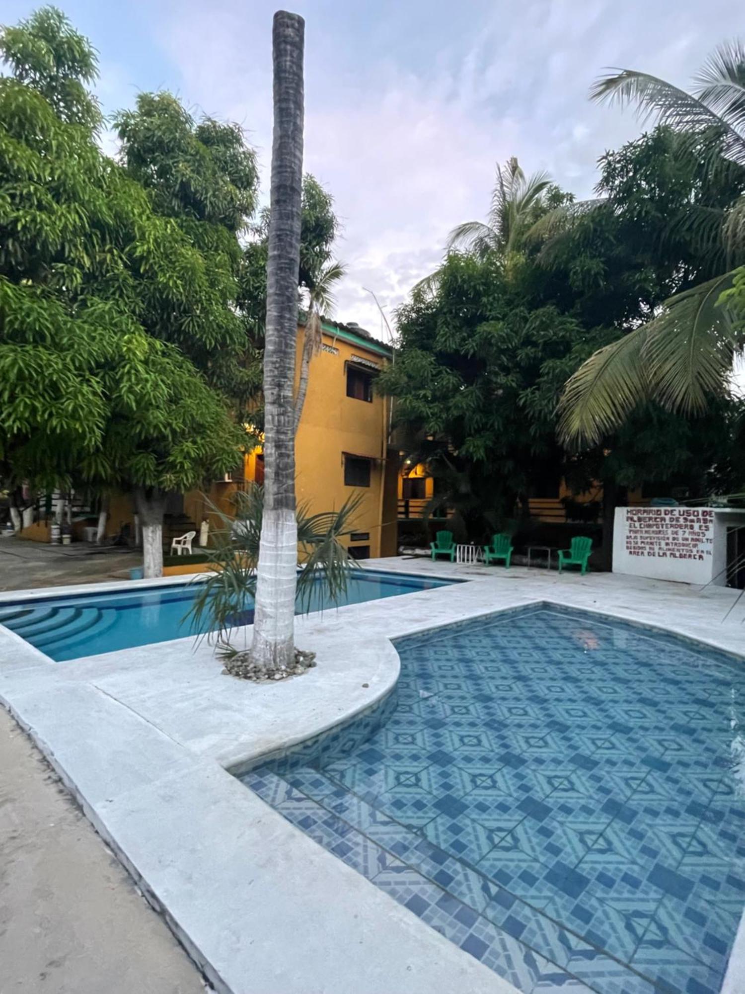 Hotel Posada Playa Manzanillo ปูแอร์โตเอสกอนดิโด ภายนอก รูปภาพ